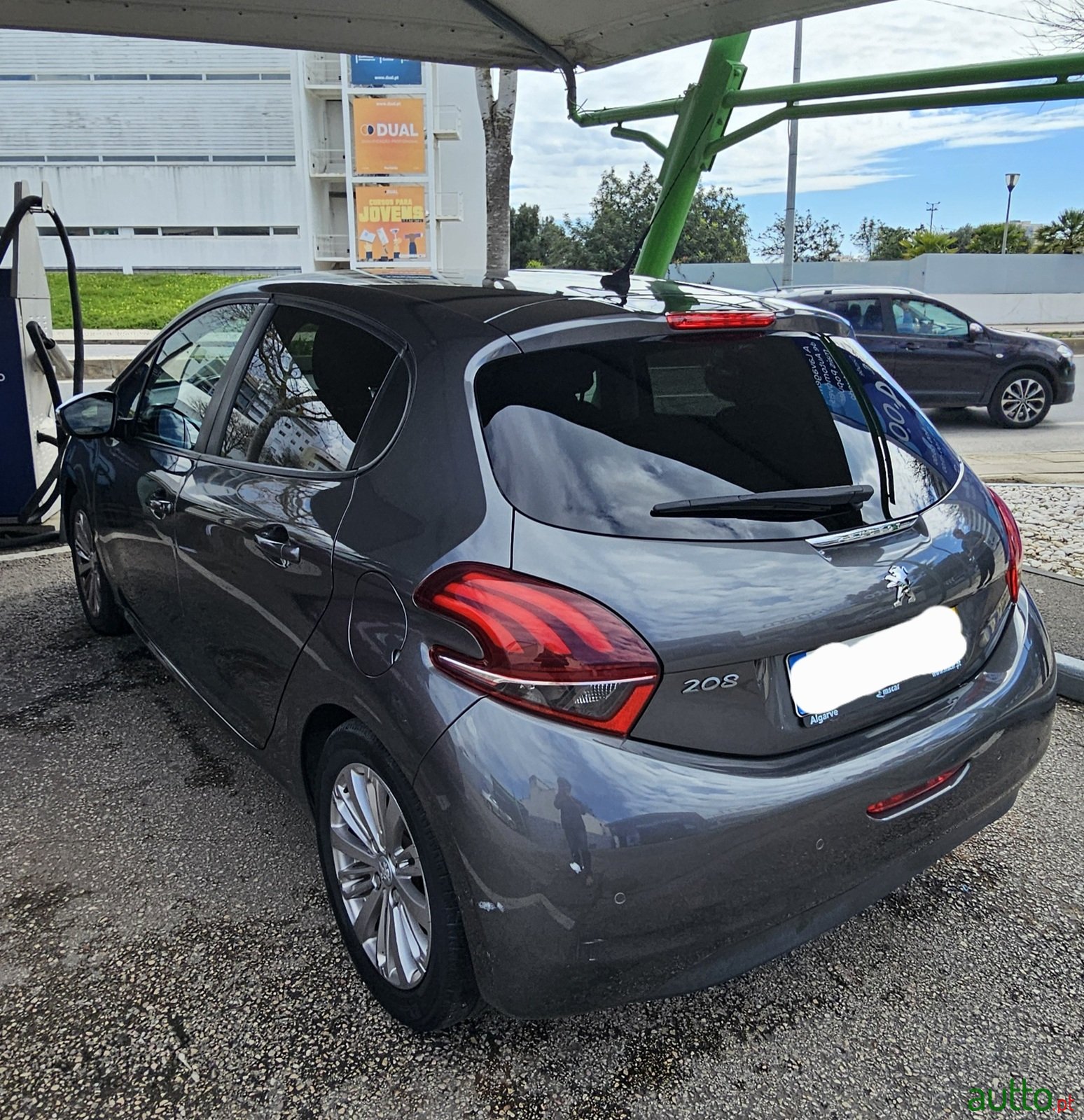 2018' Peugeot 208 photo #3