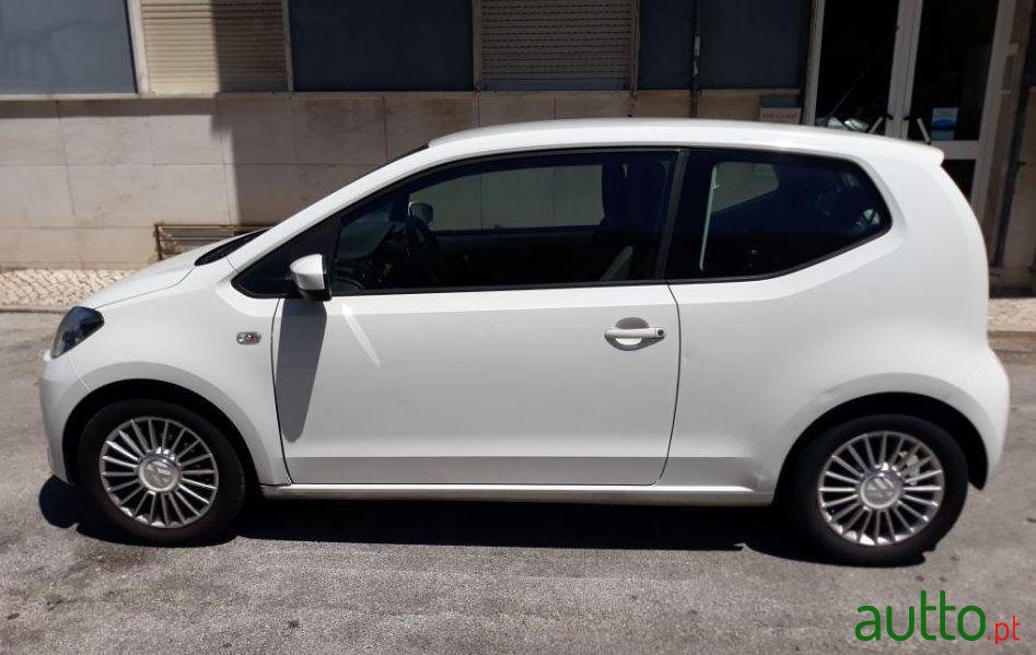 2012' Volkswagen Up photo #1