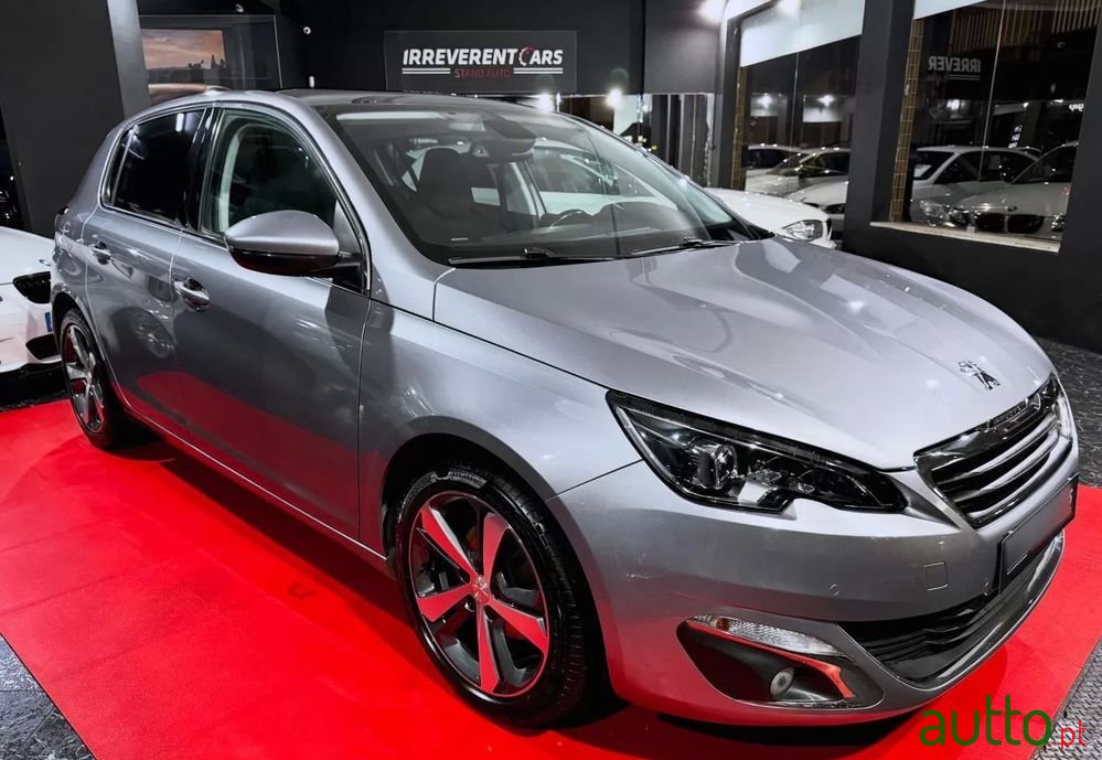 2013' Peugeot 308 photo #3