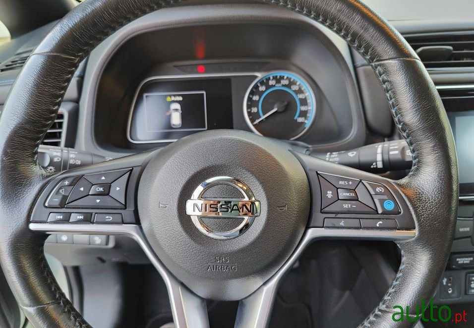 2018' Nissan Leaf photo #6