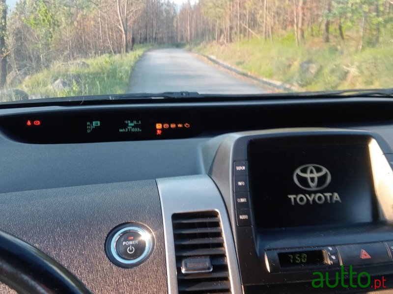 2008' Toyota Prius photo #4