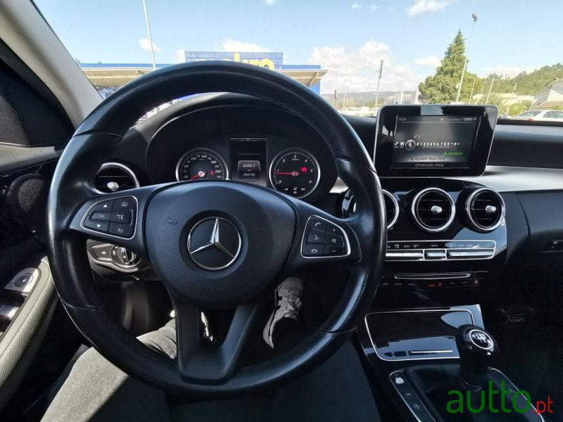 2014' Mercedes-Benz C-220 photo #5