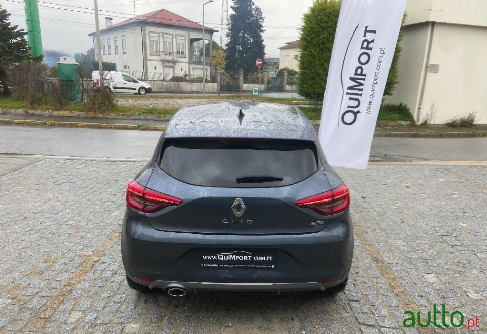 2021' Renault Clio photo #5
