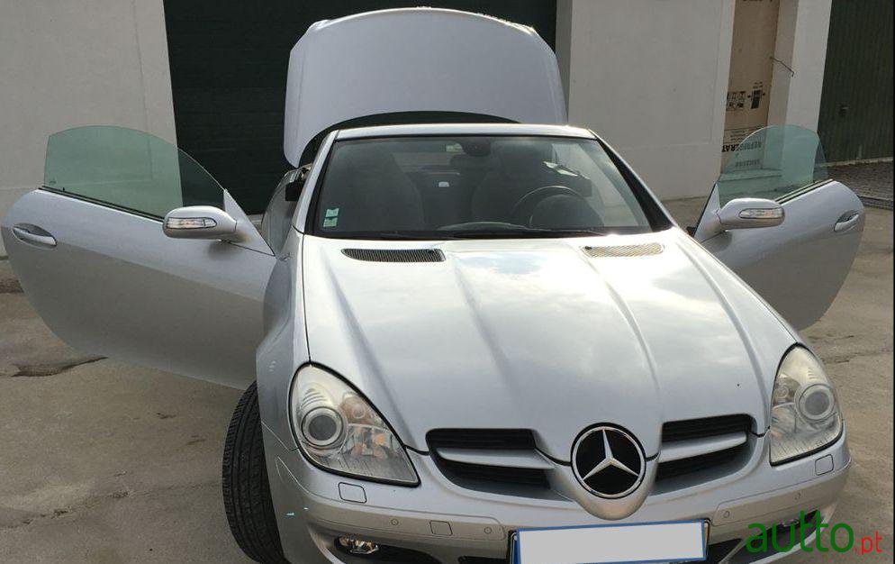 2008' Mercedes-Benz Slk-200 photo #1
