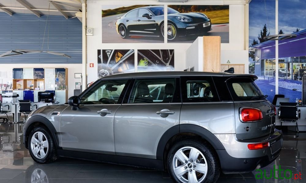 2019' MINI Clubman One D photo #3