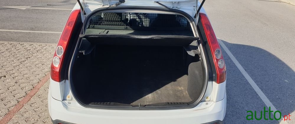 2006' Ford Fiesta photo #4