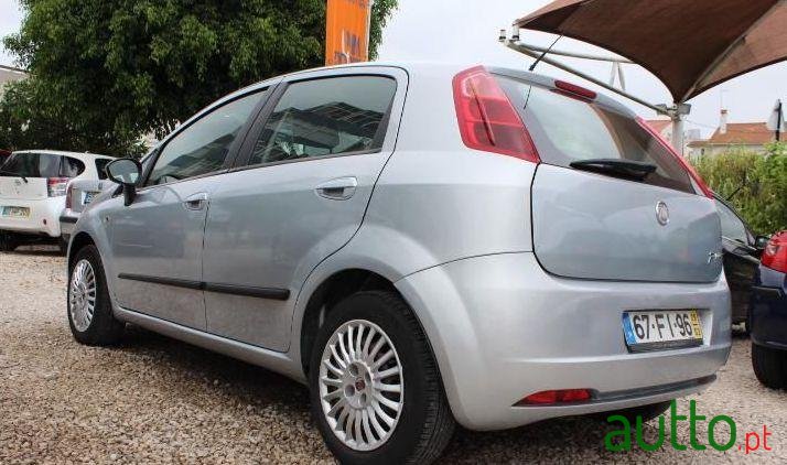 2008' Fiat Grande Punto photo #2