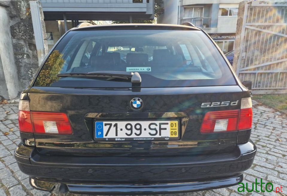 2001' BMW 520 photo #2