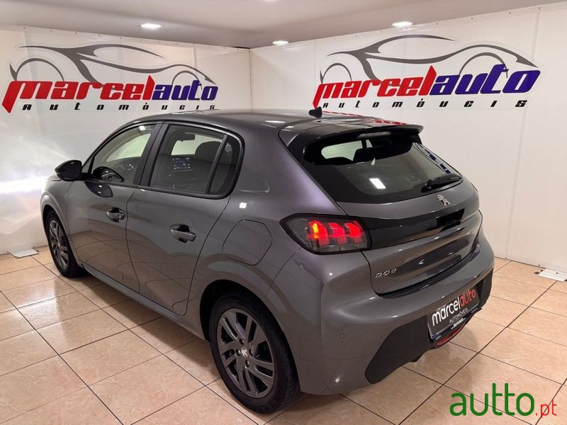 2021' Peugeot 208 photo #6