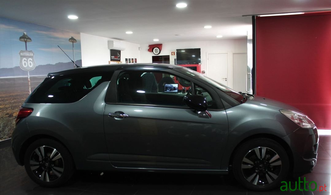 2010' Citroen DS3 photo #3