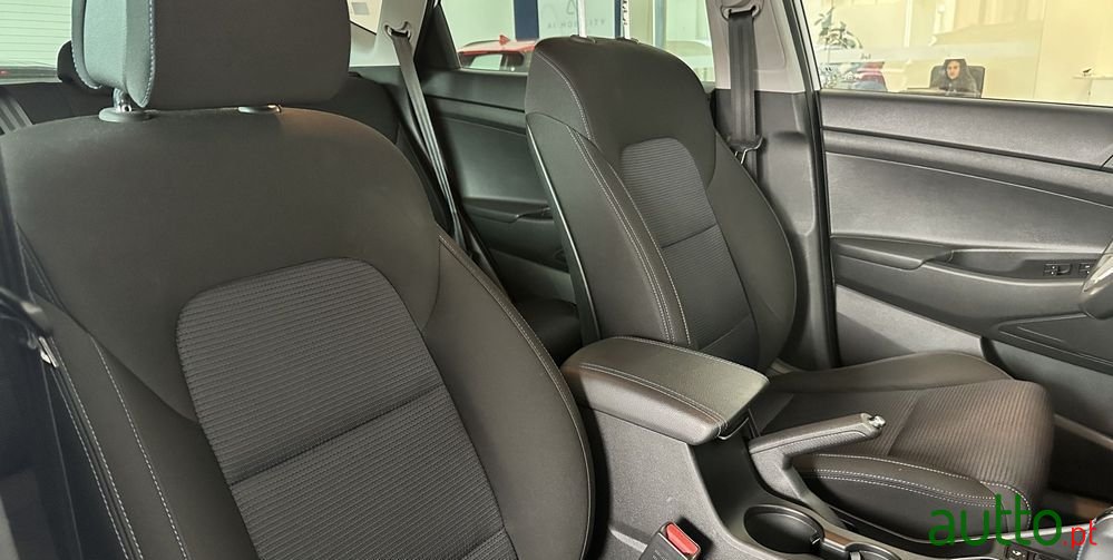 2018' Hyundai Tucson 1.7 Crdi Executive Dct photo #5