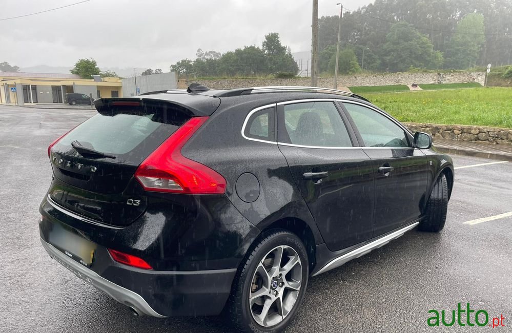 2016' Volvo V40 photo #6