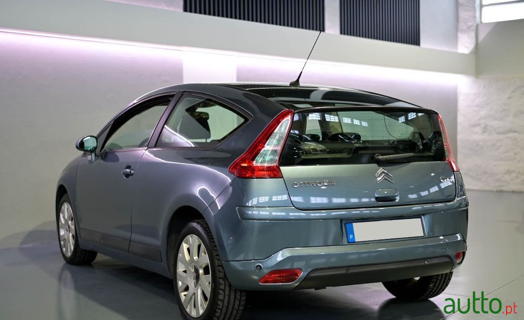 2005' Citroen C4 photo #3