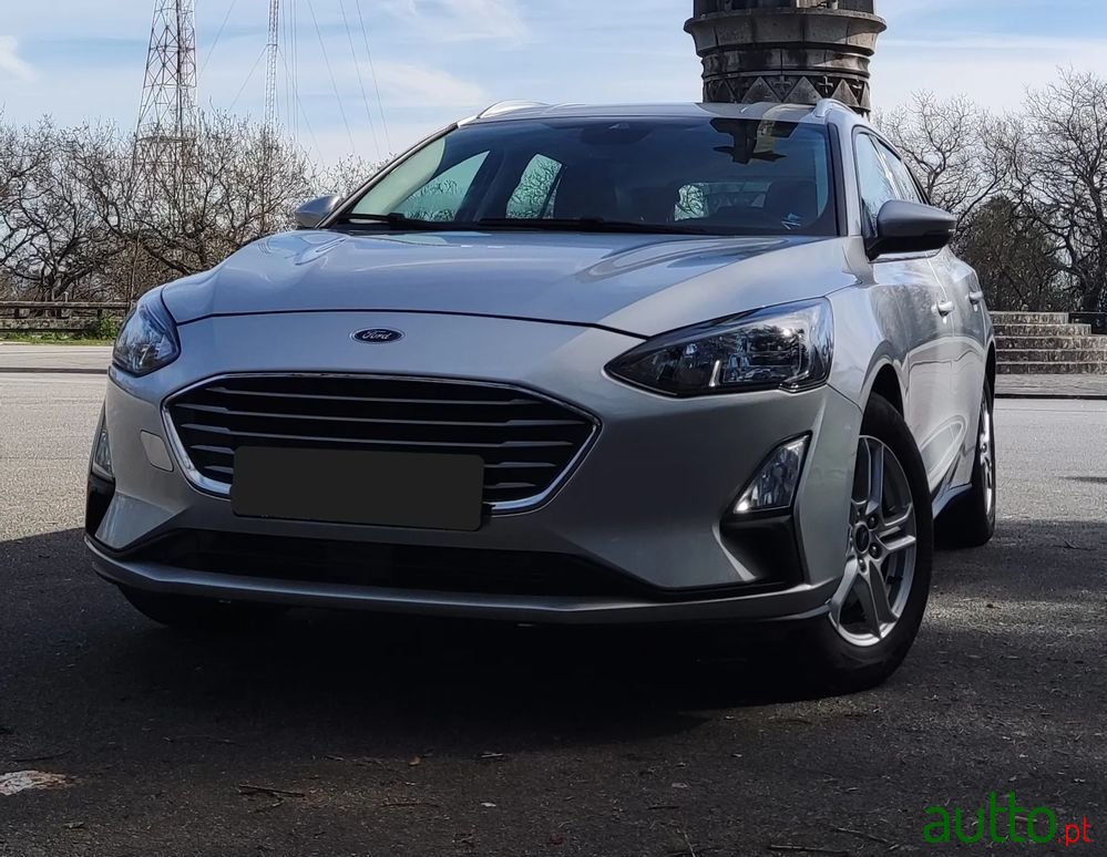 2020' Ford Focus Sw photo #3