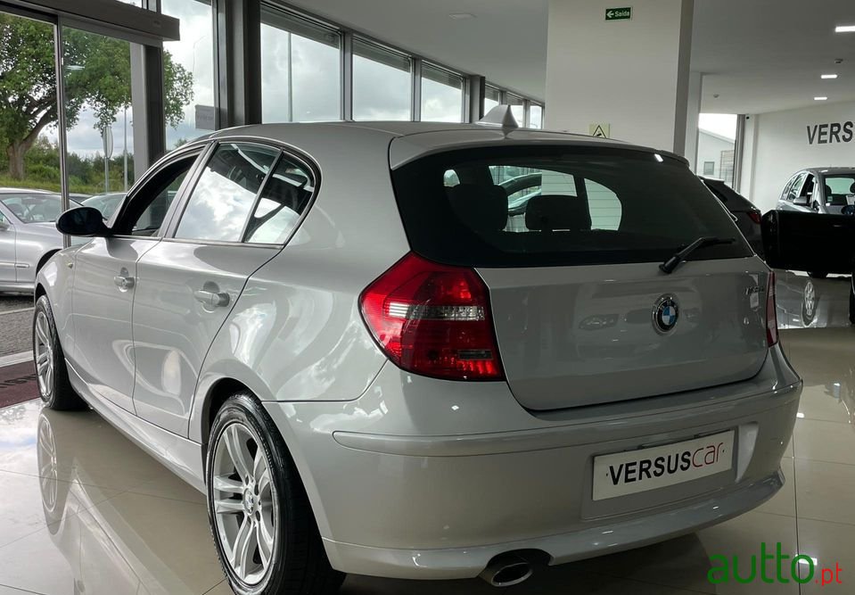 2008' BMW 118 photo #4