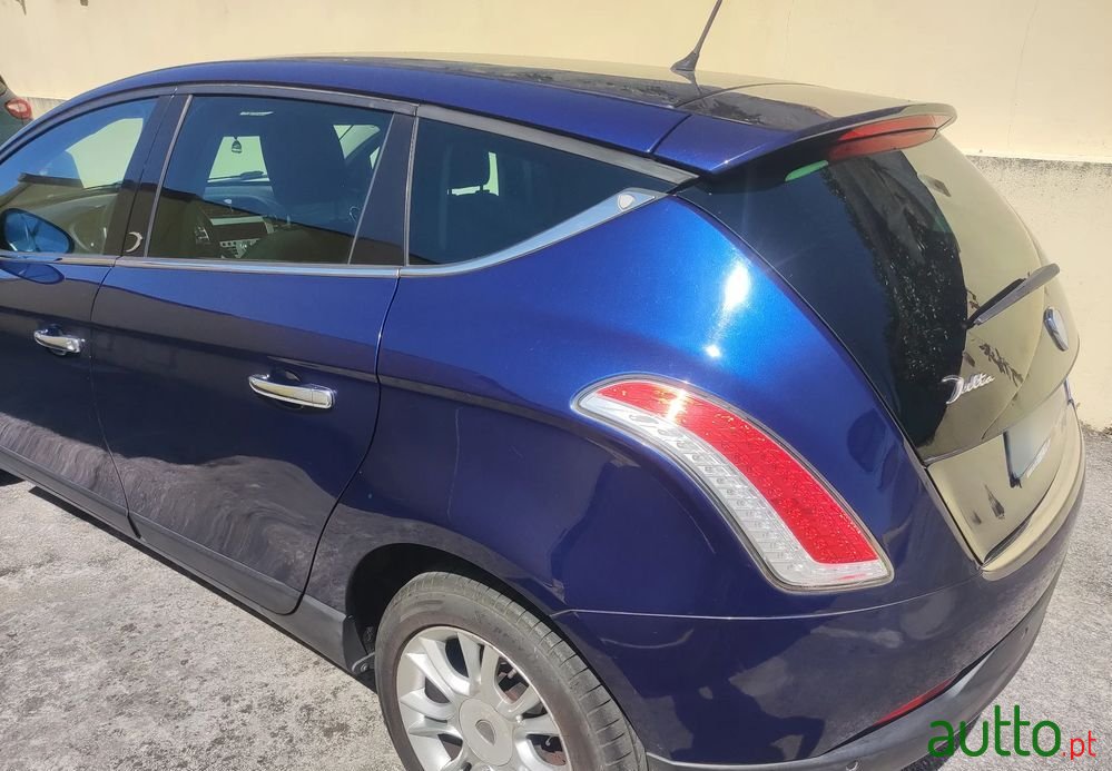 2009' Lancia Delta 1.6 M-Jet Platino photo #3