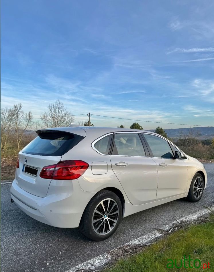 2015' BMW Série 2 D Luxury Line photo #4