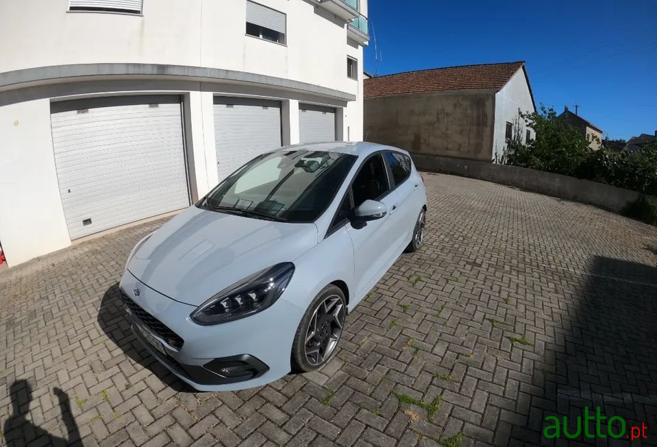 2020' Ford Fiesta photo #4