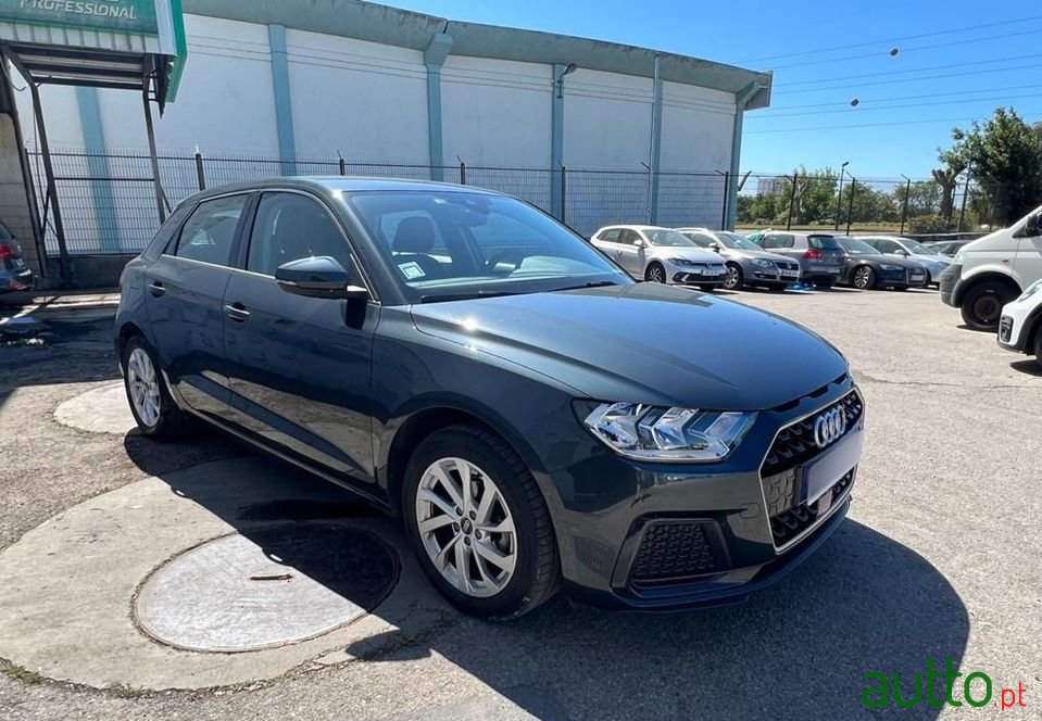 2022' Audi A1 Sportback photo #4