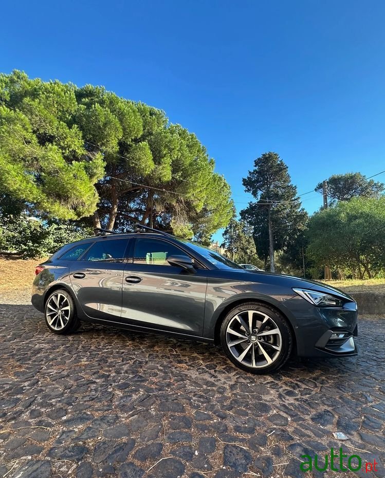 2020' SEAT Leon St 1.5 Etsi Fr Dsg photo #2