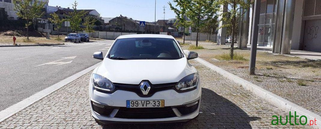 2014' Renault Megane photo #3