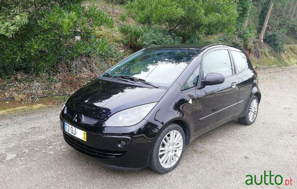 2008' Mitsubishi Colt photo #1