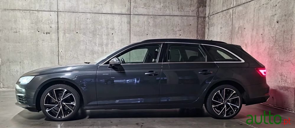 2019' Audi A4 Avant photo #4