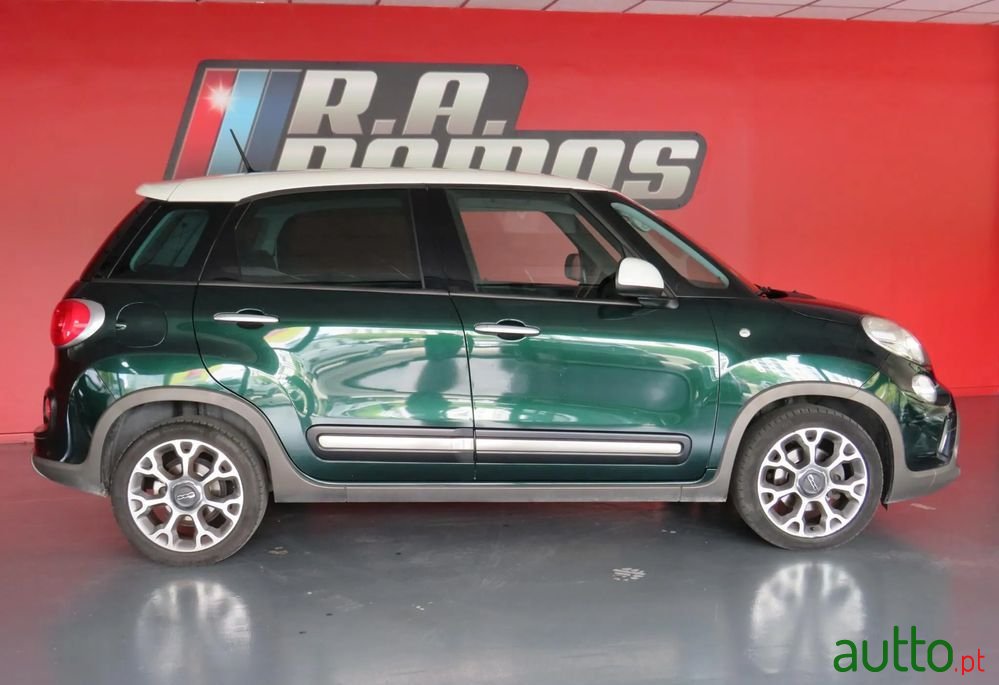 2014' Fiat 500L photo #4