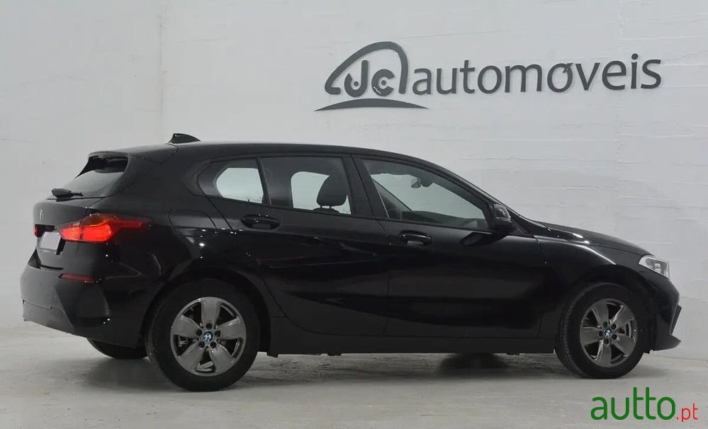 2024' BMW Série 1 photo #6