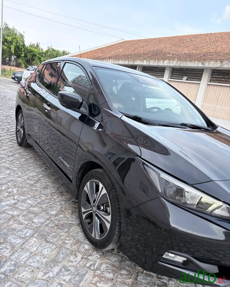 2019' Nissan Leaf N-Connecta photo #3