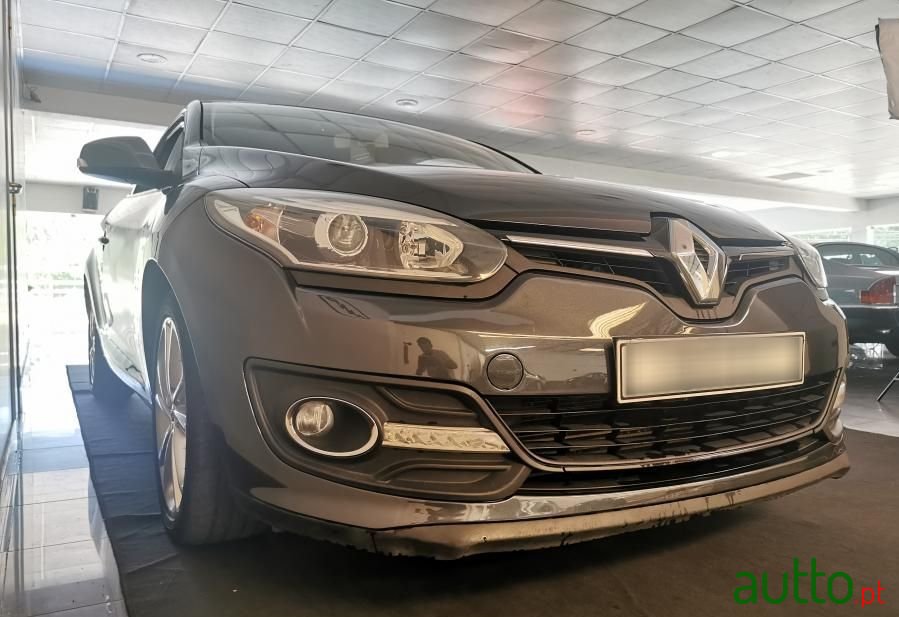 2014' Renault Mégane Coupe photo #5