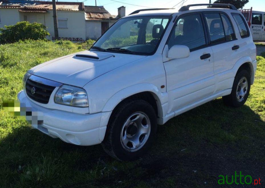 2000' Suzuki Grand Vitara 2.0 Td photo #2
