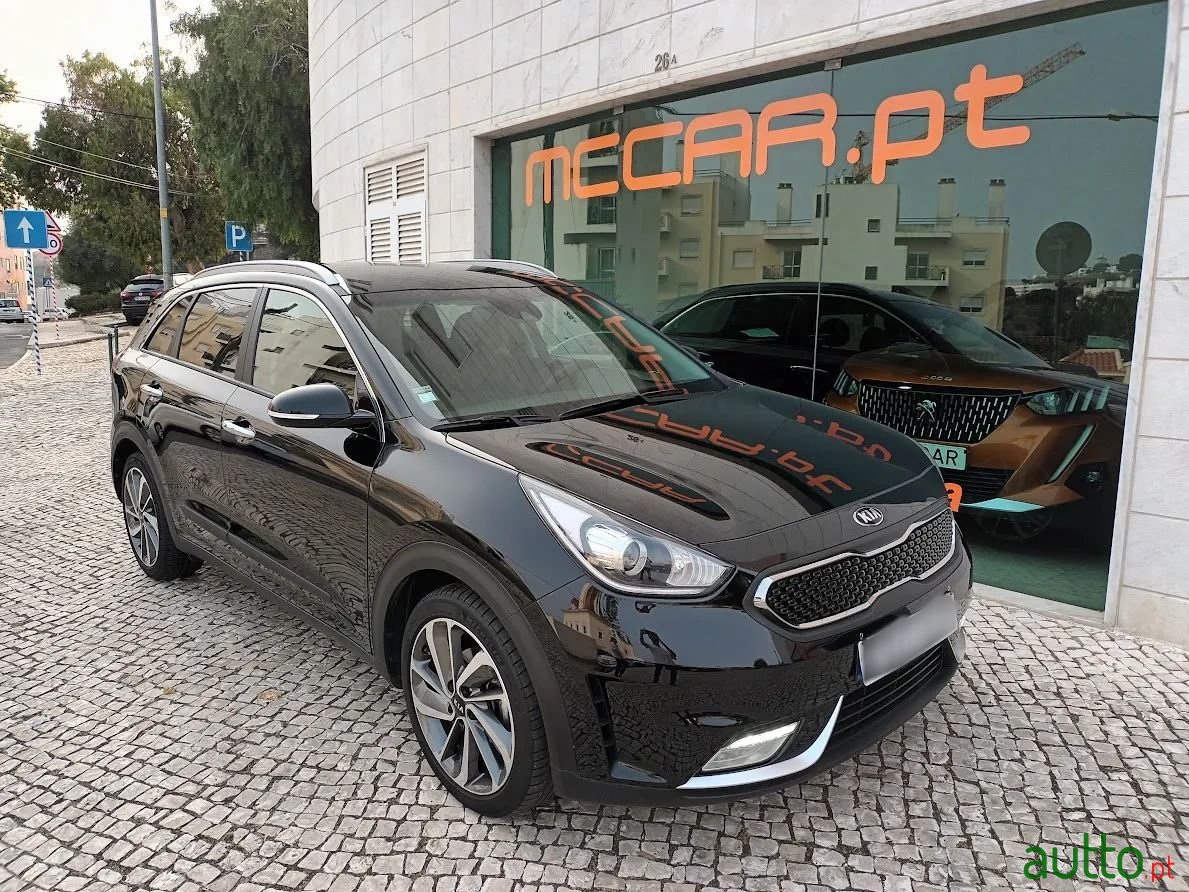 2019' Kia Niro photo #1