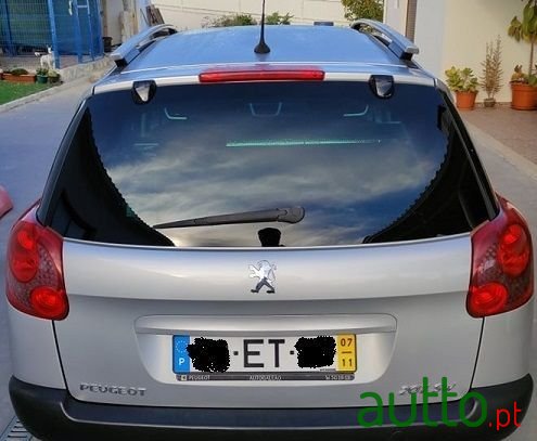 2007' Peugeot 207 Sw photo #2