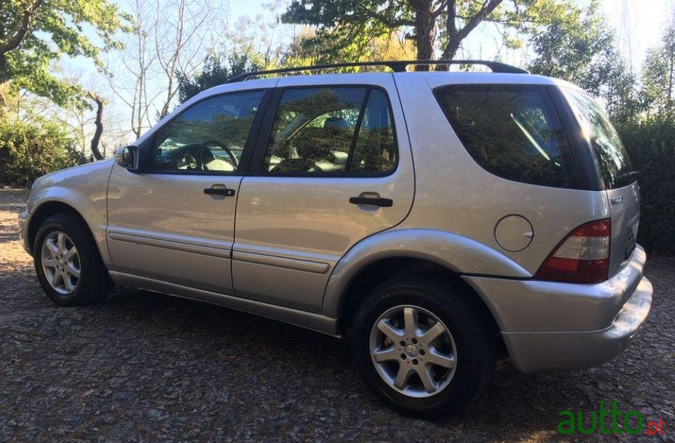 2001' Mercedes-Benz Ml-270 photo #1