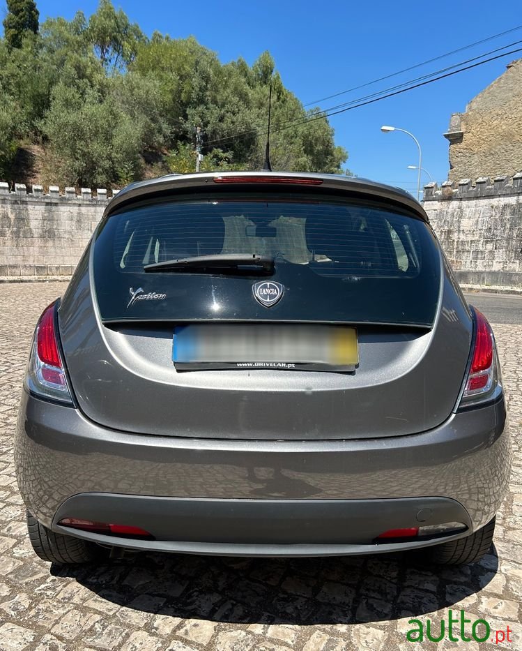 2013' Lancia Ypsilon 1.2 S&S Gold photo #5