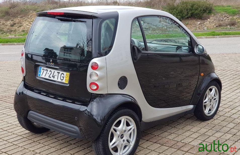2002' Smart Fortwo Passion photo #1