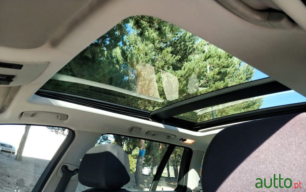 2007' BMW 520 D Touring Edition Sport photo #4