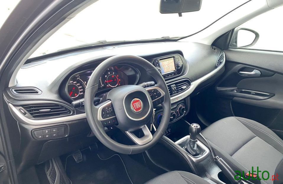 2018' Fiat Tipo photo #4