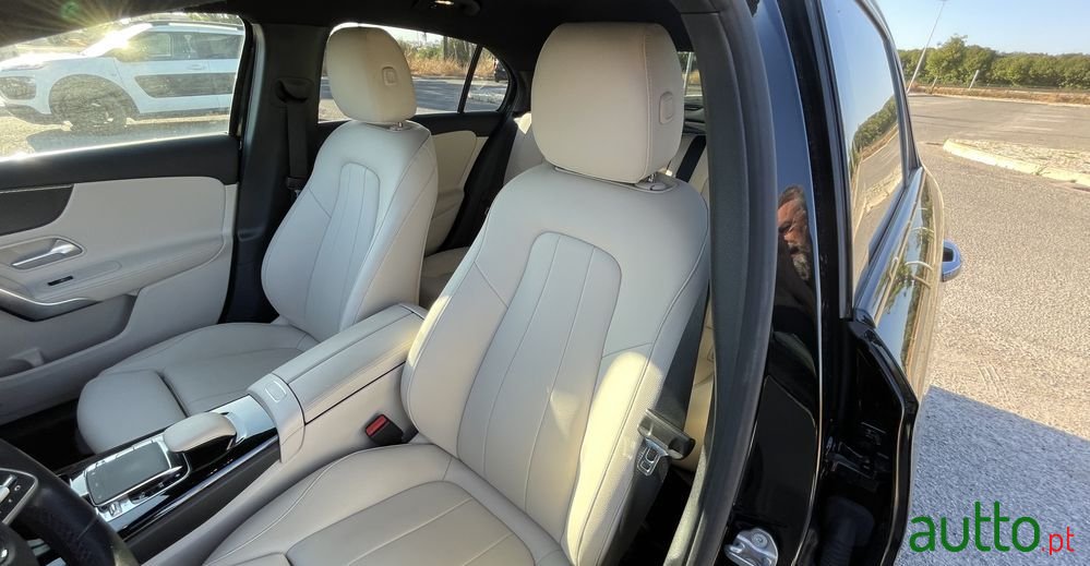 2018' Mercedes-Benz A 200 photo #2