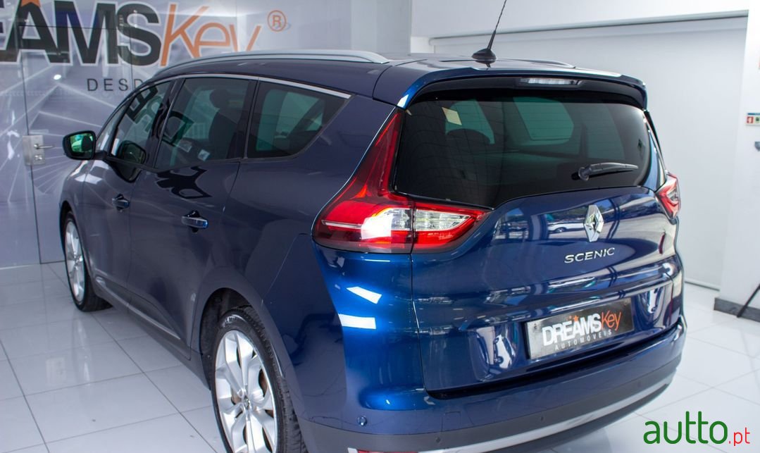 2018' Renault Grand Scenic photo #2