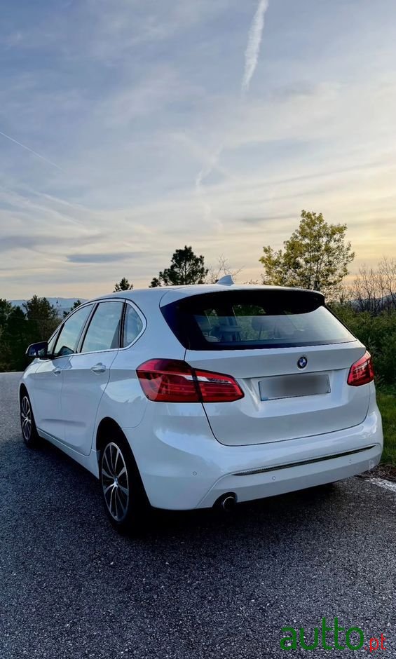 2015' BMW Série 2 D Luxury Line photo #2