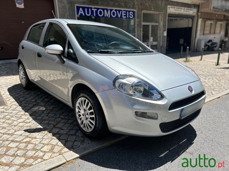 2016' Fiat Punto photo #4