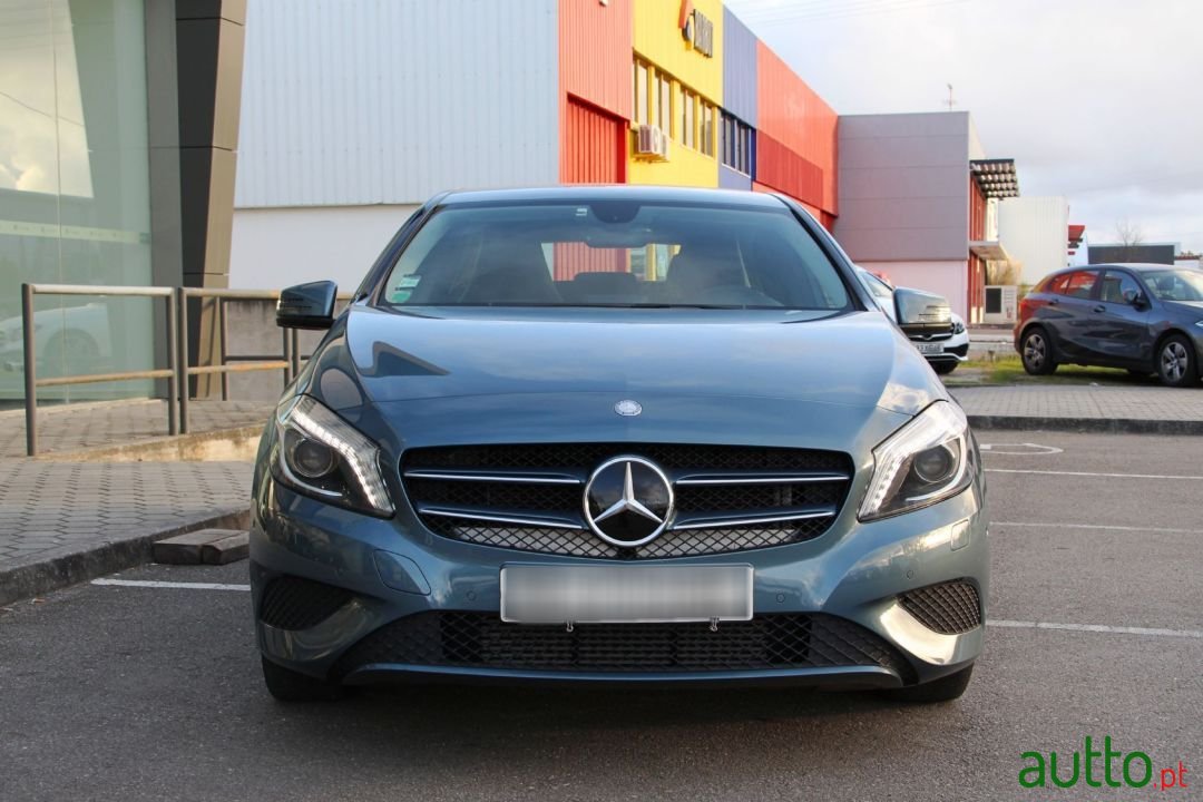 2015' Mercedes-Benz A-180 photo #4