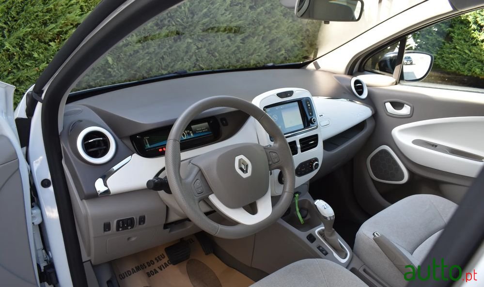 2015' Renault Zoe (C/ Bateria) Zen photo #6
