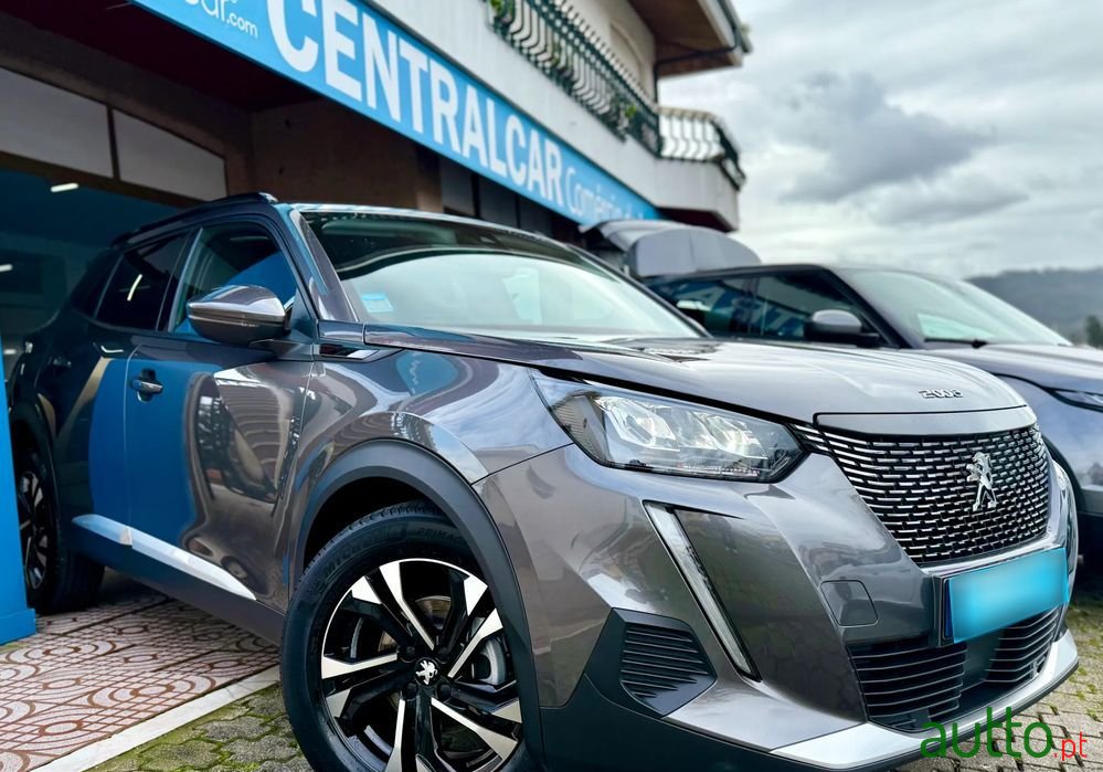 2021' Peugeot 2008 1.5 Bluehdi Allure photo #1