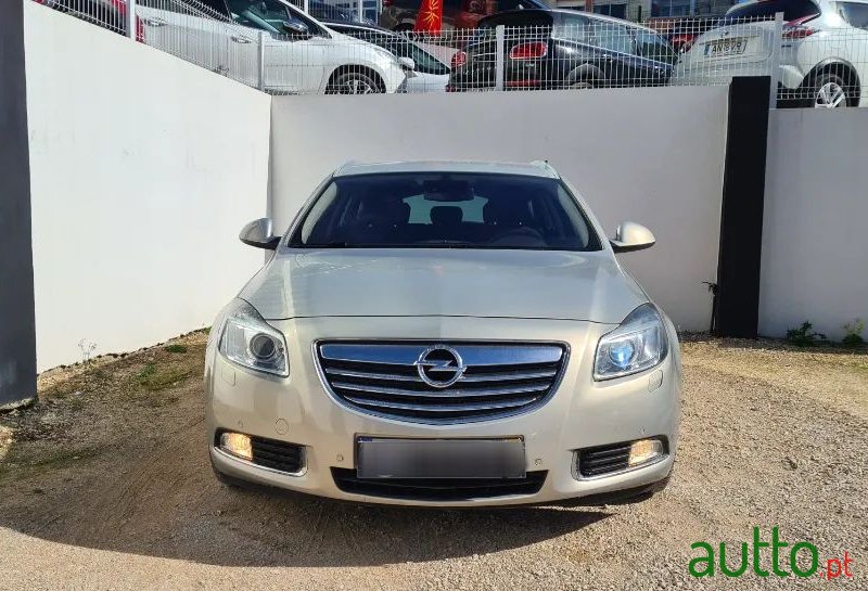 2010' Opel Insignia Sports Tourer photo #6