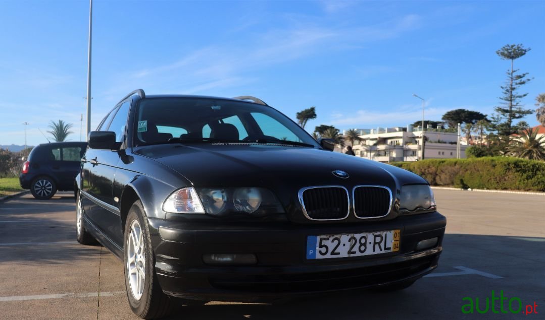 2001' BMW 320 photo #1