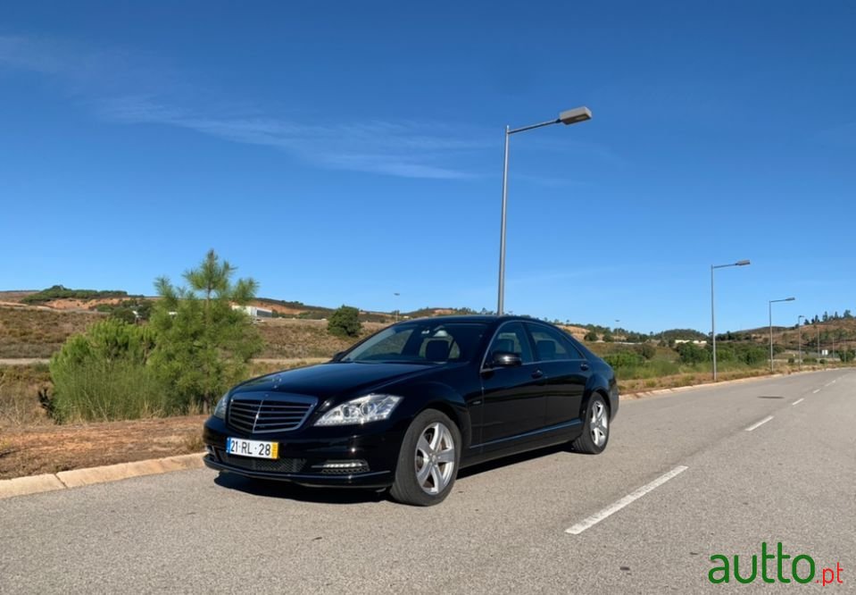 2012' Mercedes-Benz S-350 photo #2
