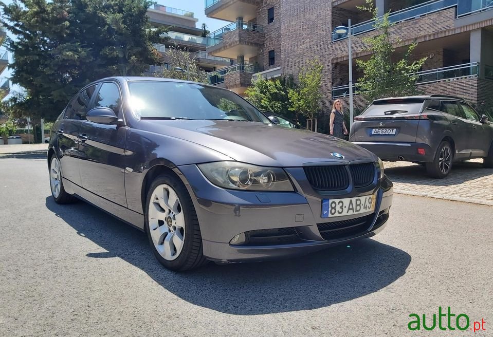 2005' BMW 320 photo #2